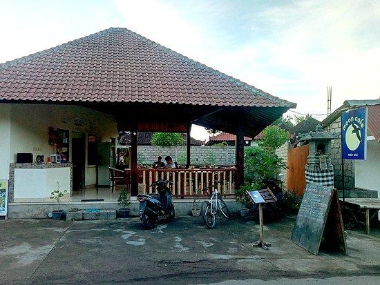 Moon Cafe
